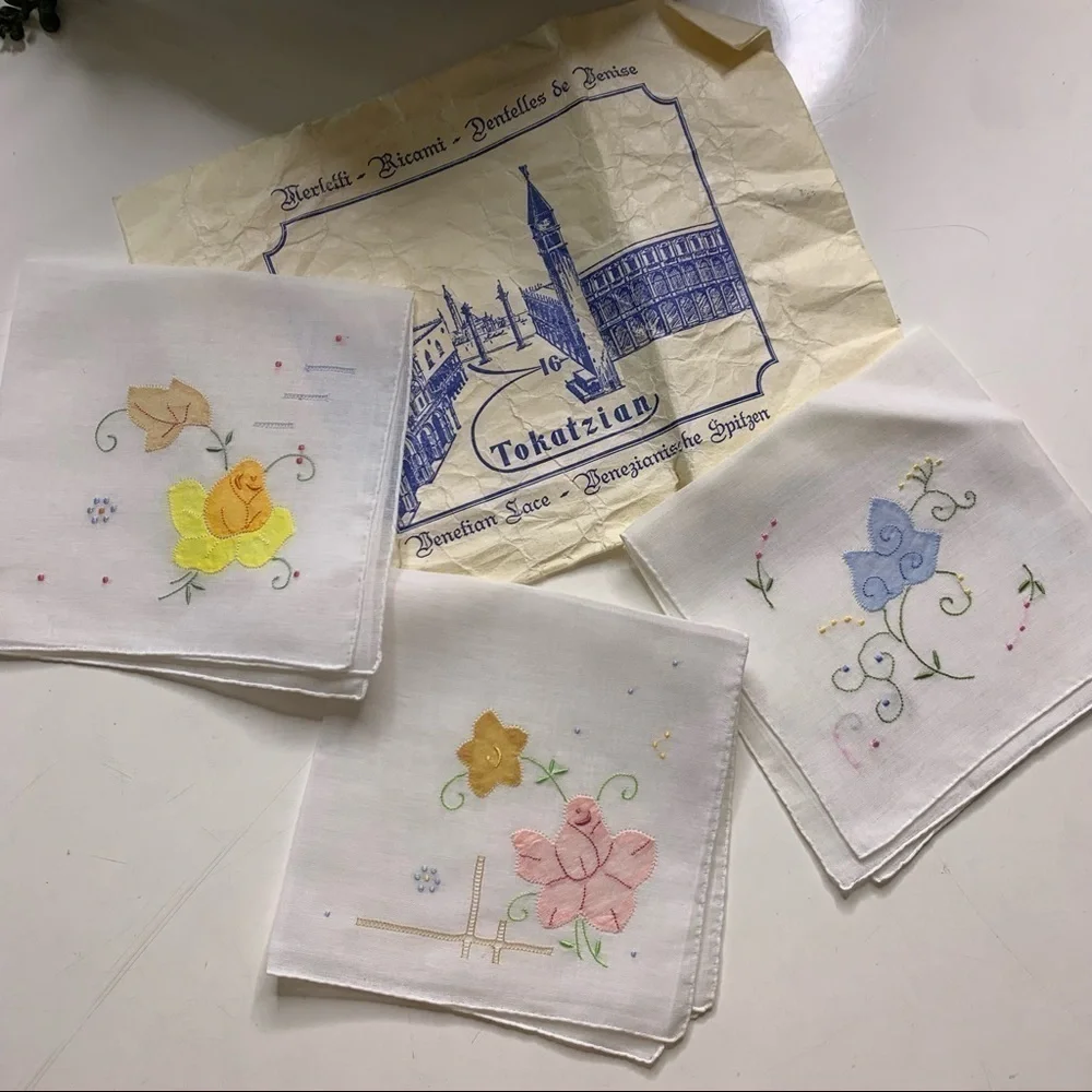 Vintage Benetian lace Benezianische Spitzen Embroidered flower linen napkin set